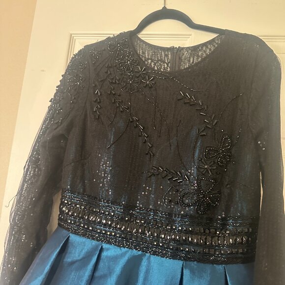 Mac Duggal ball gown size 12 - Picture 2 of 6